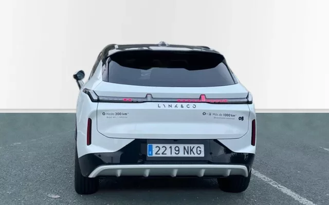 LYNK & CO 08 08 1.5 PHEV More