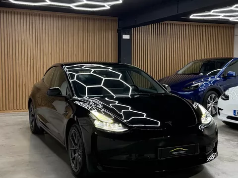 Tesla Model 3 Standard Range Plus RWD