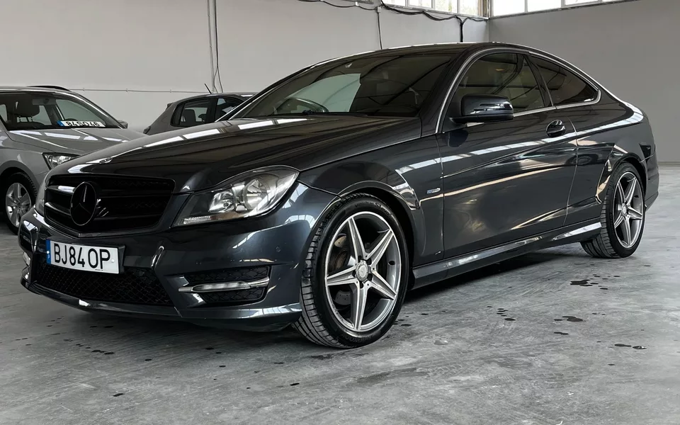 Mercedes-Benz C 220 CDI DPF (BlueEFFICIENCY) 7G-TRONIC