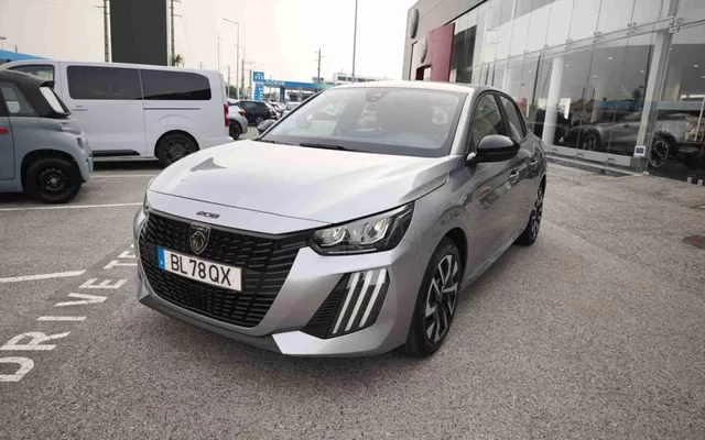 PEUGEOT - 208 - 208 1.2 PureTech Active