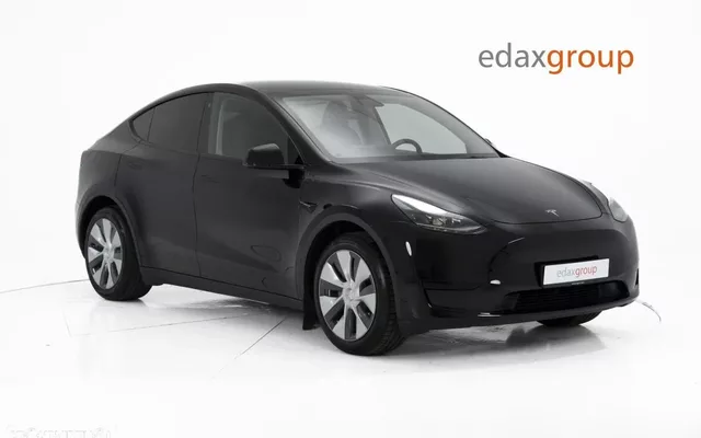 Tesla Model Y Standard