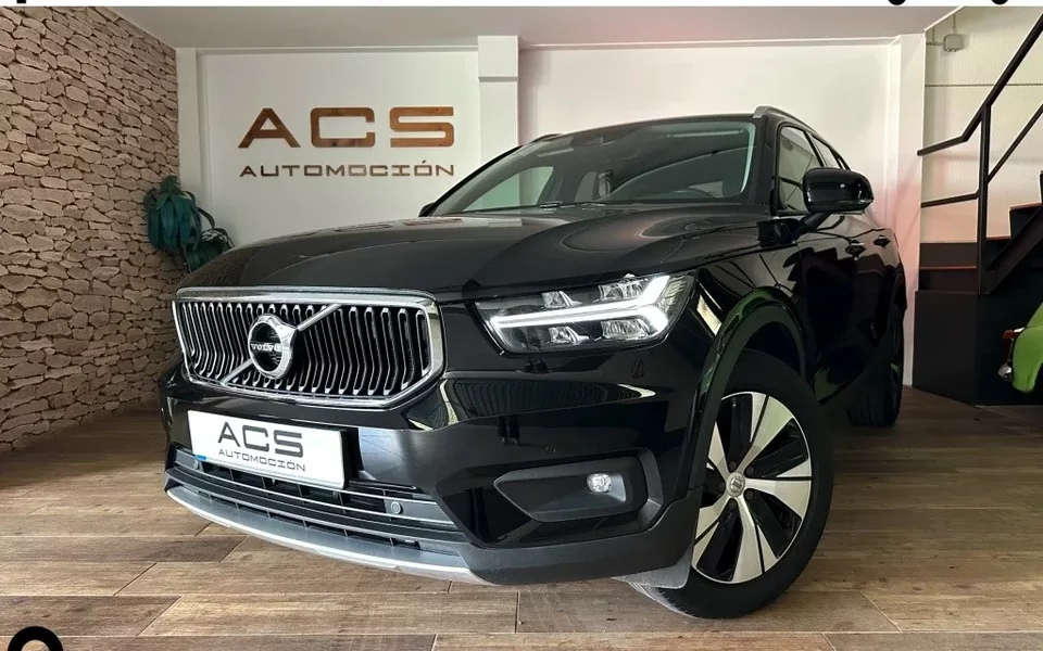 VOLVO XC40 XC40 T3 Momentum Pro Aut. - 17990€ en Miguelturra