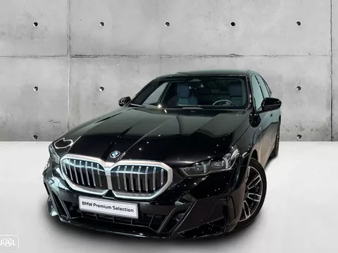 BMW 530 e Pack Desportivo M