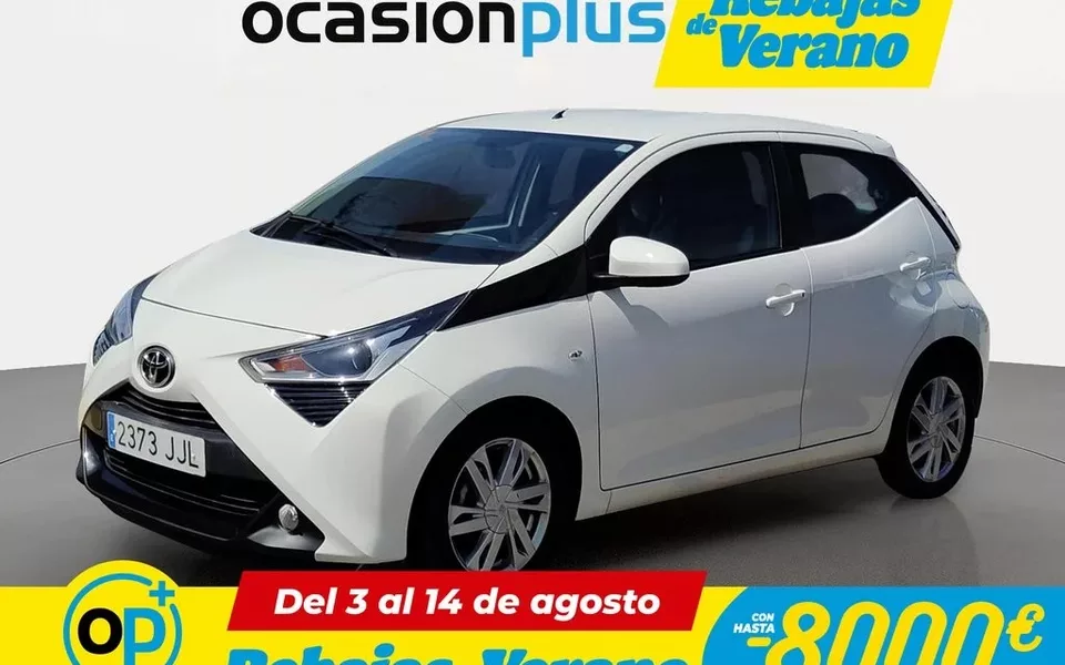 TOYOTA Aygo Aygo 1.0 VVT-i x-play x-shift