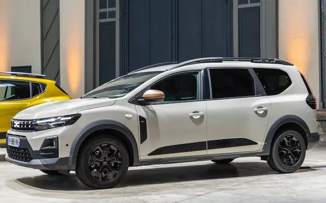 DACIA Jogger Jogger 1.0 ECO-G Essential 74kW 5pl.