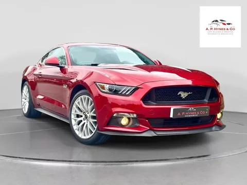 FORD MUSTANG
