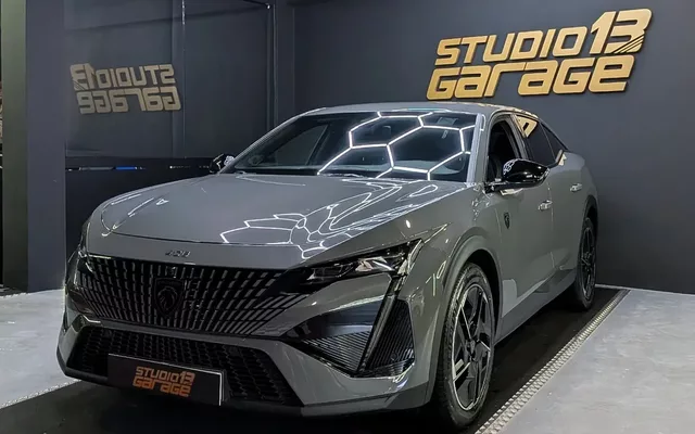 Peugeot 408 1.2 Hybrid GT e-DCS6
