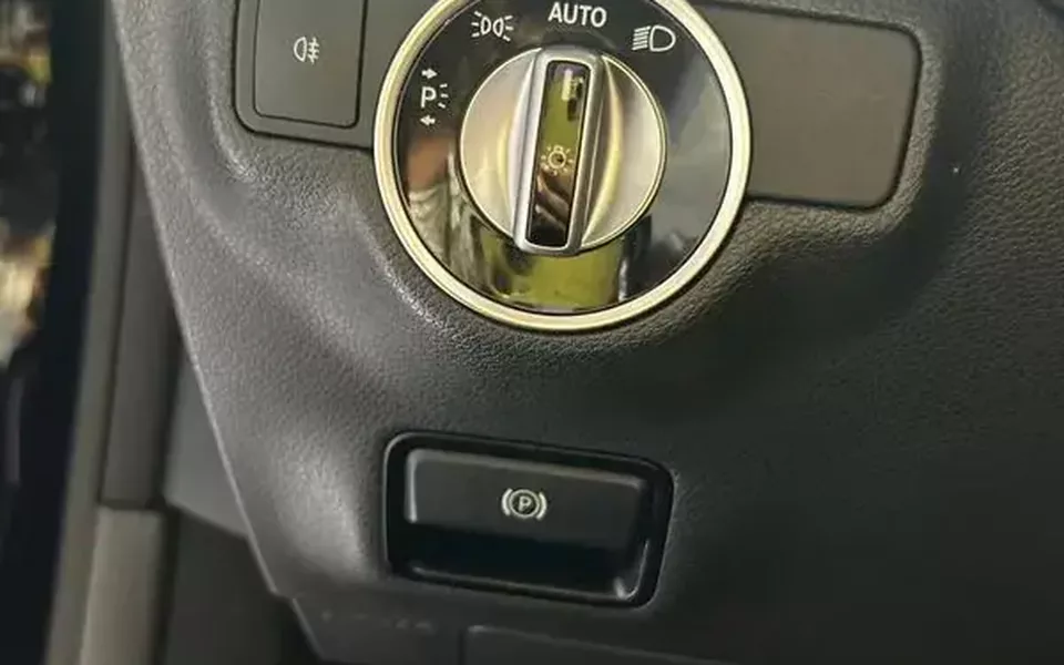 Mercedes-Benz CLA 220 2017 D 7g Dct Amg Line