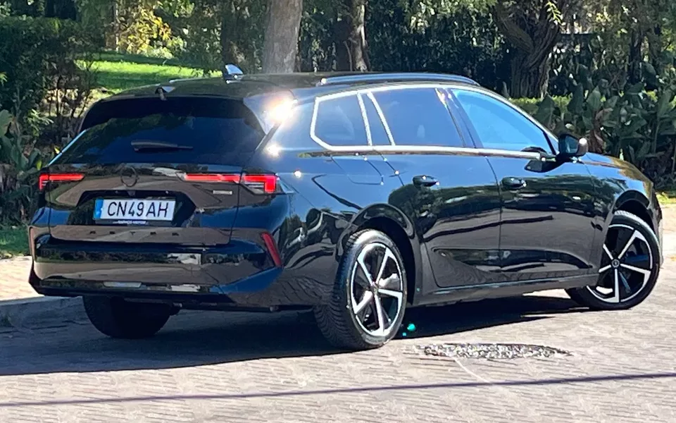 Opel Astra 1.6 T PHEV GS Line