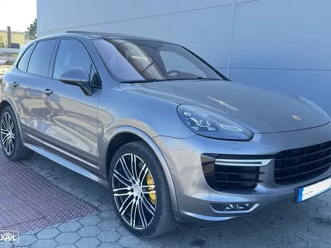 Porsche Cayenne Turbo S Tiptronic S