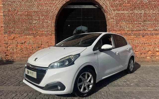Peugeot 208 1.6 BlueHDi Style