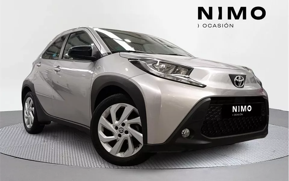 TOYOTA Aygo X Cross AYGO X CROSS 1.0 VVT-I 72CV Play