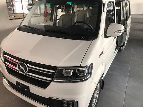 SWM X30L EV 7 Plazas