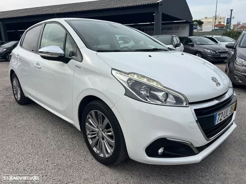 Peugeot 208 1.2 PureTech Style