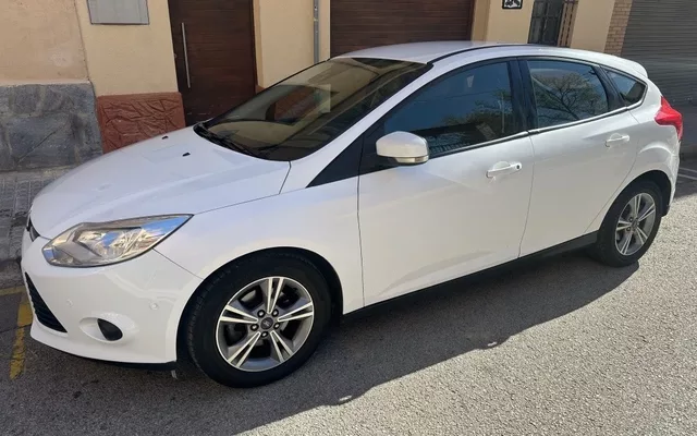 FORD Focus Focus 1.0 Ecoboost Auto-S&S Trend+ 125