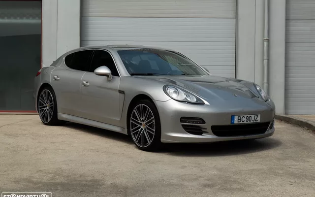 Porsche Panamera S PDK