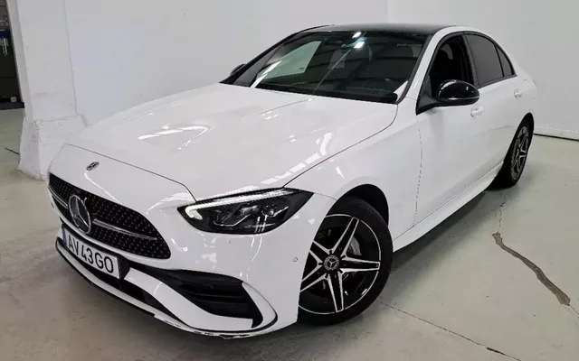 Mercedes-Benz C 300 e AMG Line