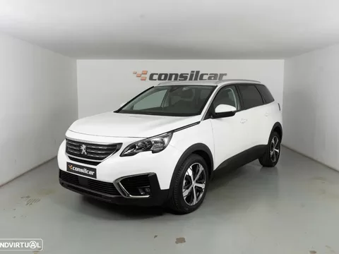 Peugeot 5008 1.2 PureTech Allure Grip Control EAT6