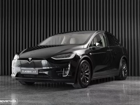 Tesla Model X 90D
