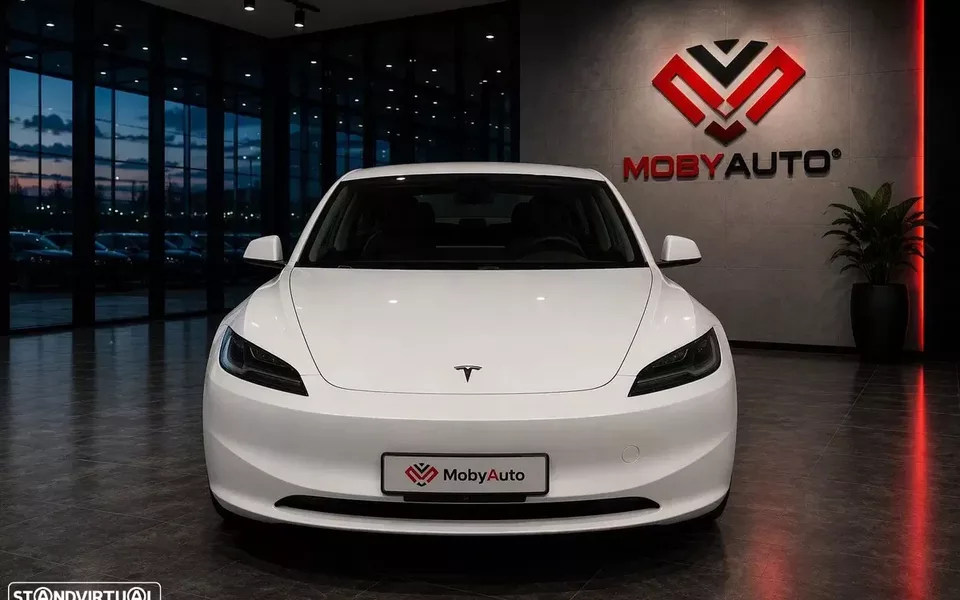 Tesla Model 3 Tração Traseira
