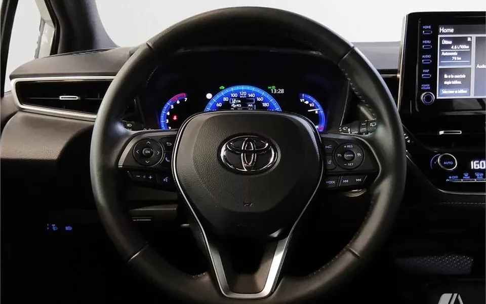 TOYOTA Corolla COROLLA 1.8 125H ACTIVE TECH E-CVT