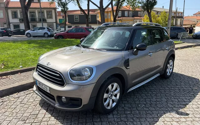MINI Countryman One D