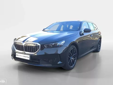 BMW i5 Touring eDrive40