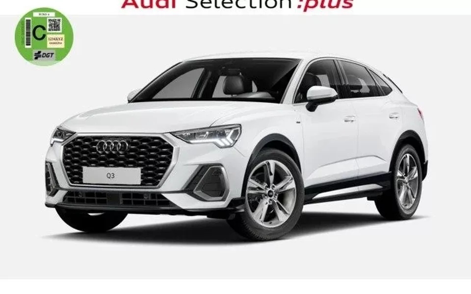 AUDI Q3 Q3 Sportback 35 TFSI Black line S tronic