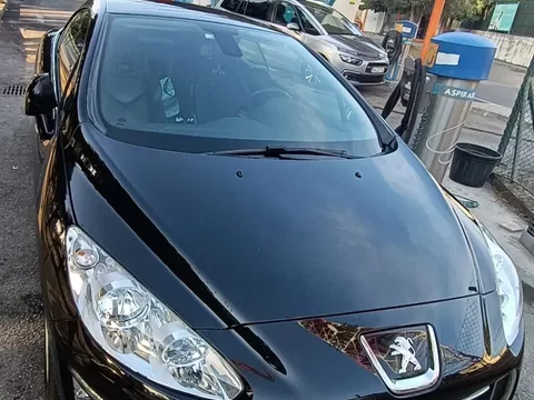 Peugeot 308 CC 1.6 e-HDi Sport