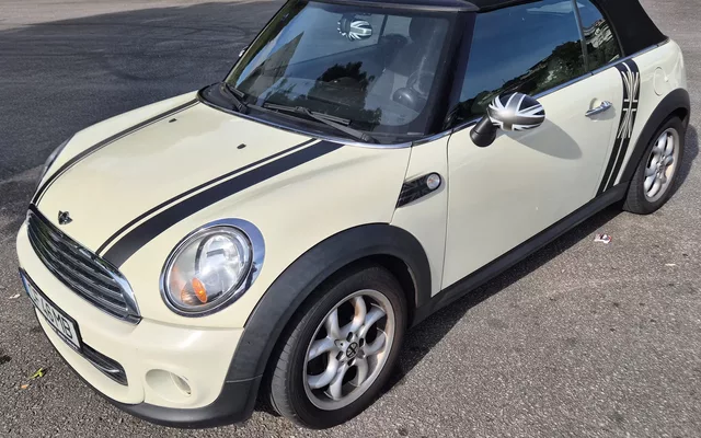 MINI Cabrio