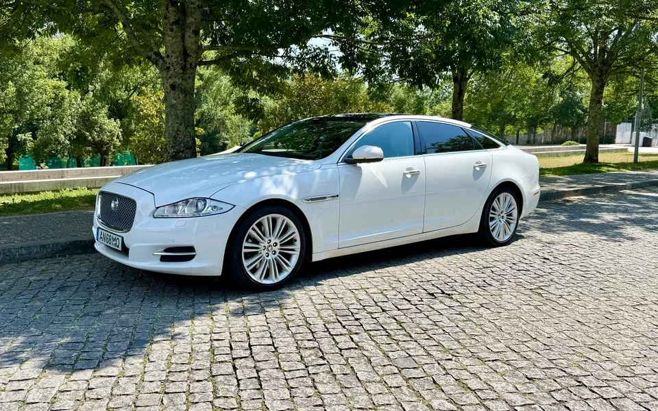 Jaguar XJ 3.0 V6 Portfolio