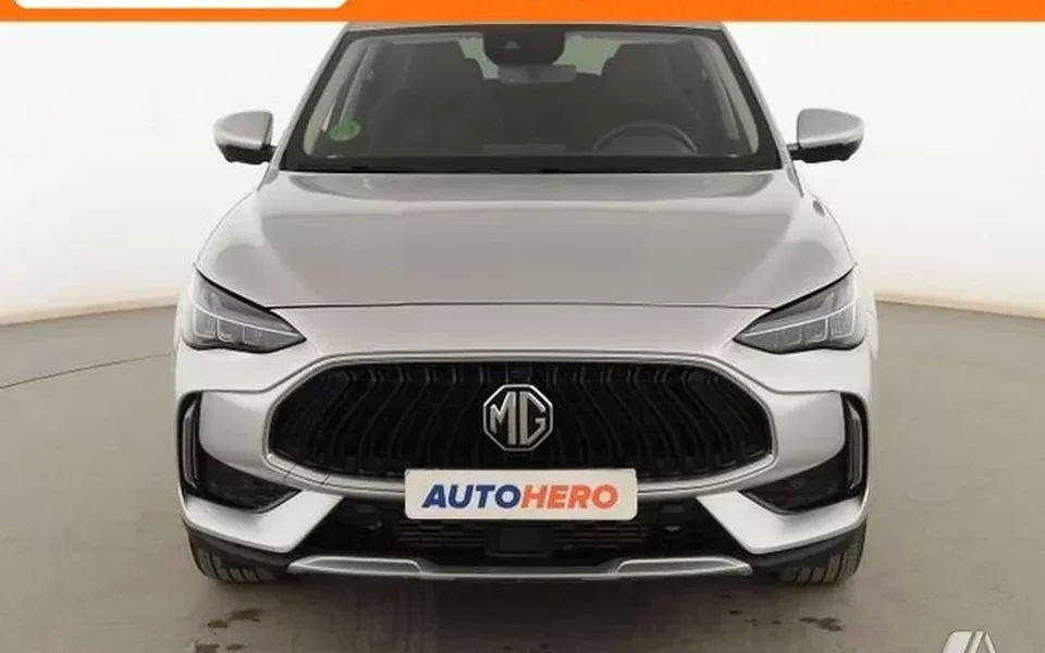 MG HS 1.5 Luxury