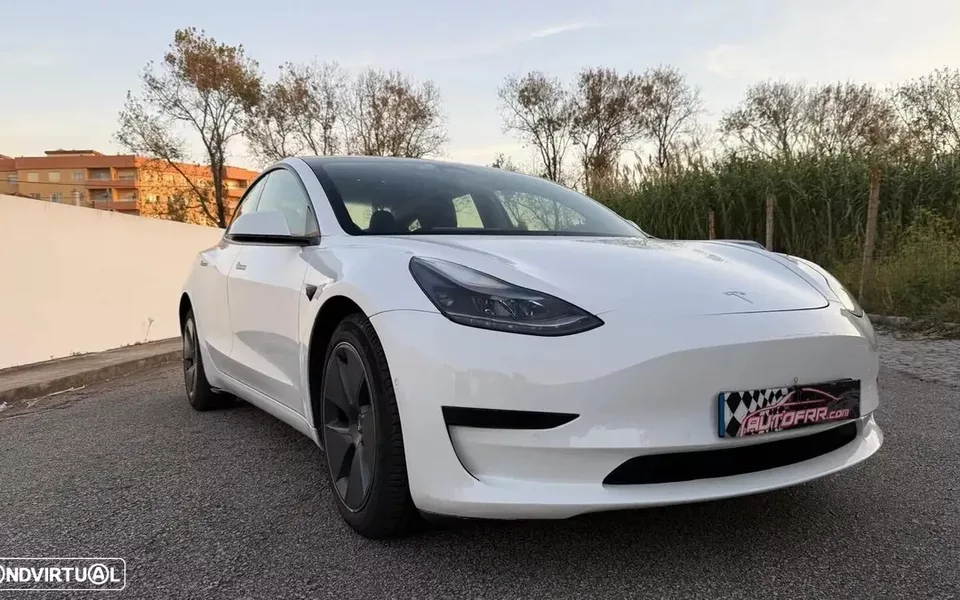 Tesla Model 3 Standard Range Plus RWD
