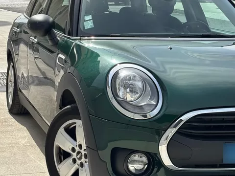 MINI Clubman One D