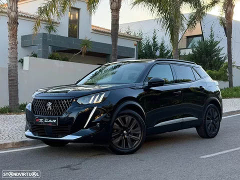 Peugeot 2008 1.2 PureTech GT EAT8