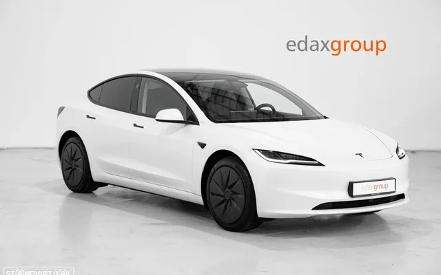 Tesla Model 3 Standard RWD