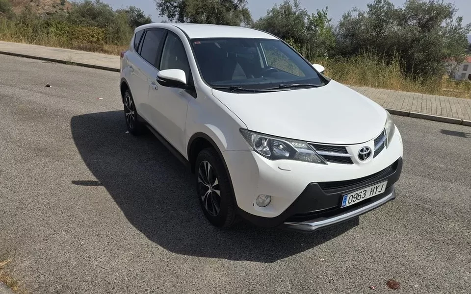 TOYOTA RAV-4 RAV-4 120D Advance 4x2