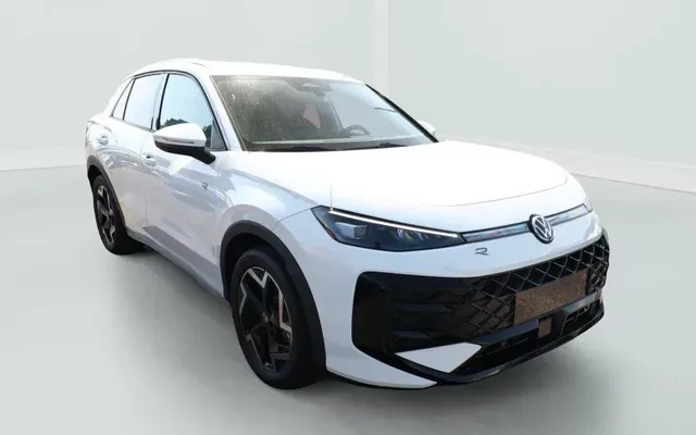Volkswagen T-roc 150 DSG R-LINE Zéro km immatriculé