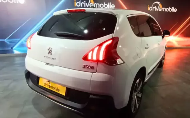 Peugeot 3008 2015 1.2 PureTech Allure