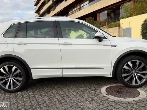 VW Tiguan 2.0 TDI R-Line DSG 4Motion