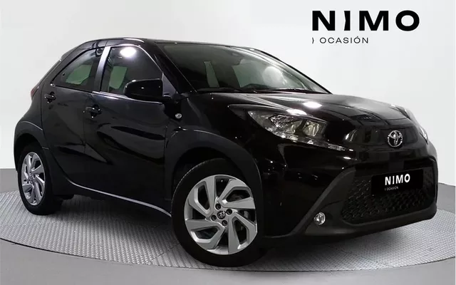 TOYOTA Aygo X Cross AYGO X CROSS 1.0 VVT-I 72CV Play - 16500€ en Huelva