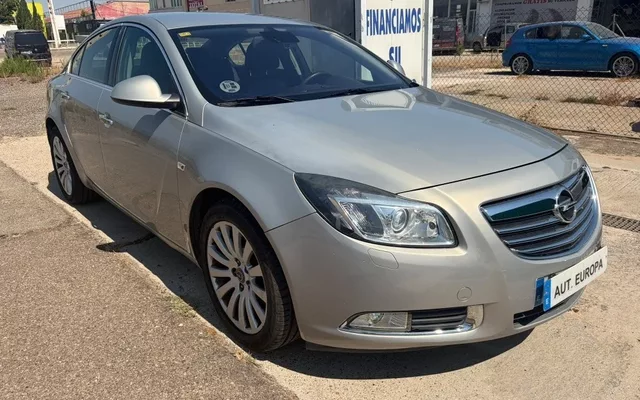 OPEL Insignia Insignia 2.0CDTI Essentia 130 - 5990€ en Zaragoza