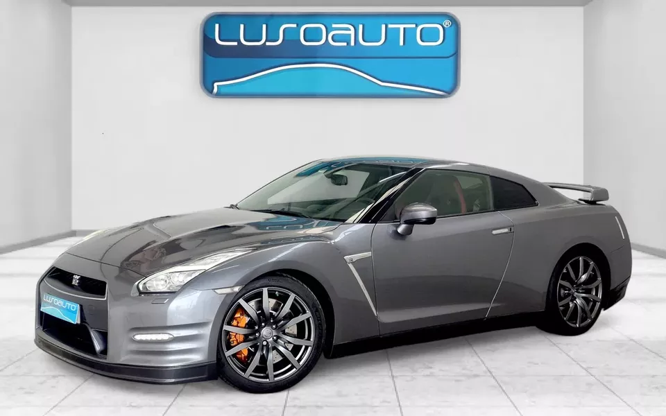 Nissan GT-R 3.8 V6 Black Edition