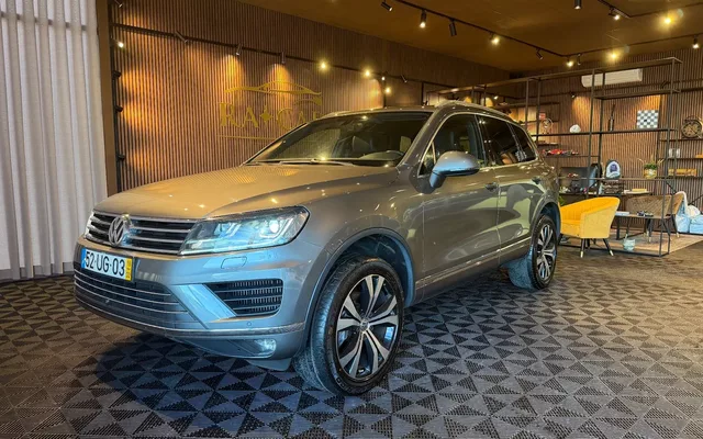VW Touareg 3.0 TDI V6 Executive Edition