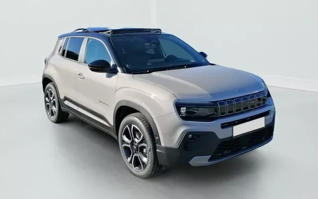 Jeep Avenger 1.2 T3 E-HYBRID 110 BVR SUMMIT Zéro km immatriculé
