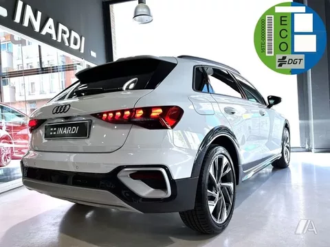 AUDI A3 Allstreet A3 Allstreet TFSI Genuine S-tronic 110kW - 34890€ en Sabadell