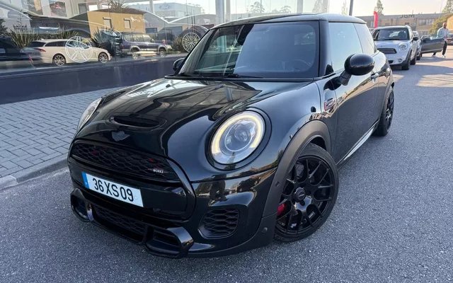 MINI 3 Portas John Cooper Works Aut.