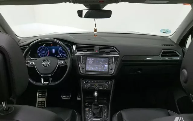 VOLKSWAGEN Tiguan Tiguan 2.0TDI Sport 4Motion DSG 176kW