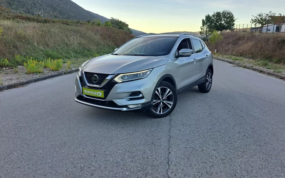 Nissan Qashqai 1.5 dCi N-Connecta J18+Led