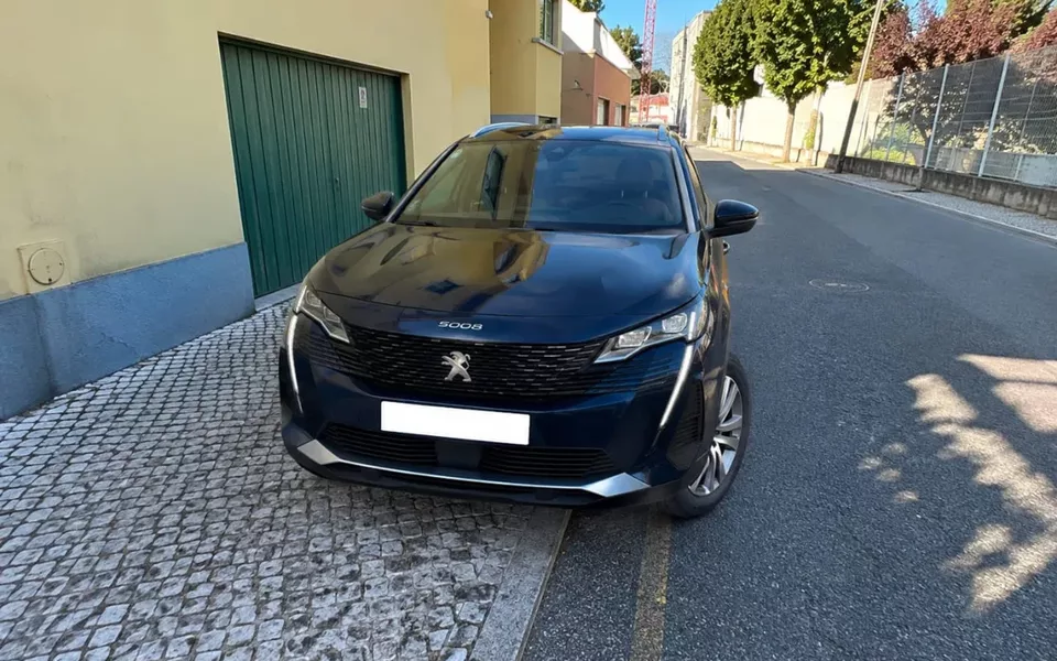 Peugeot 5008 1.5 BlueHDi Allure EAT8